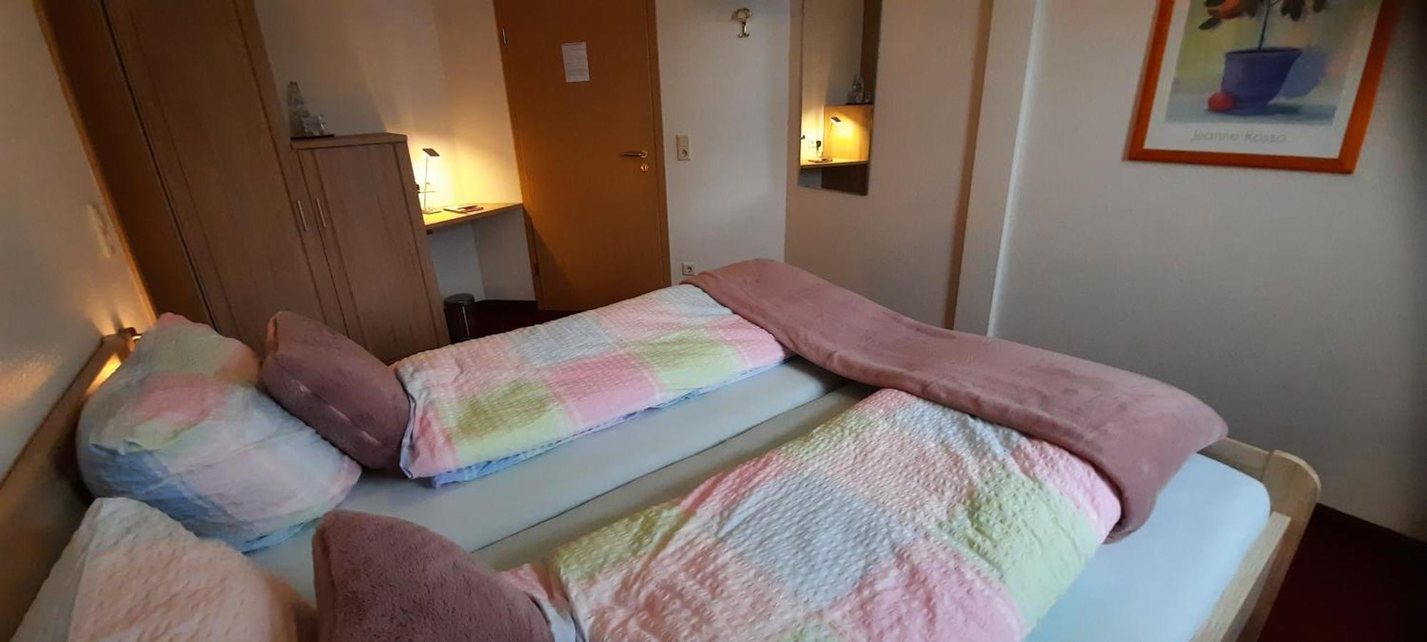 Hotel Zum Kreuzberg Winterberg Extérieur photo