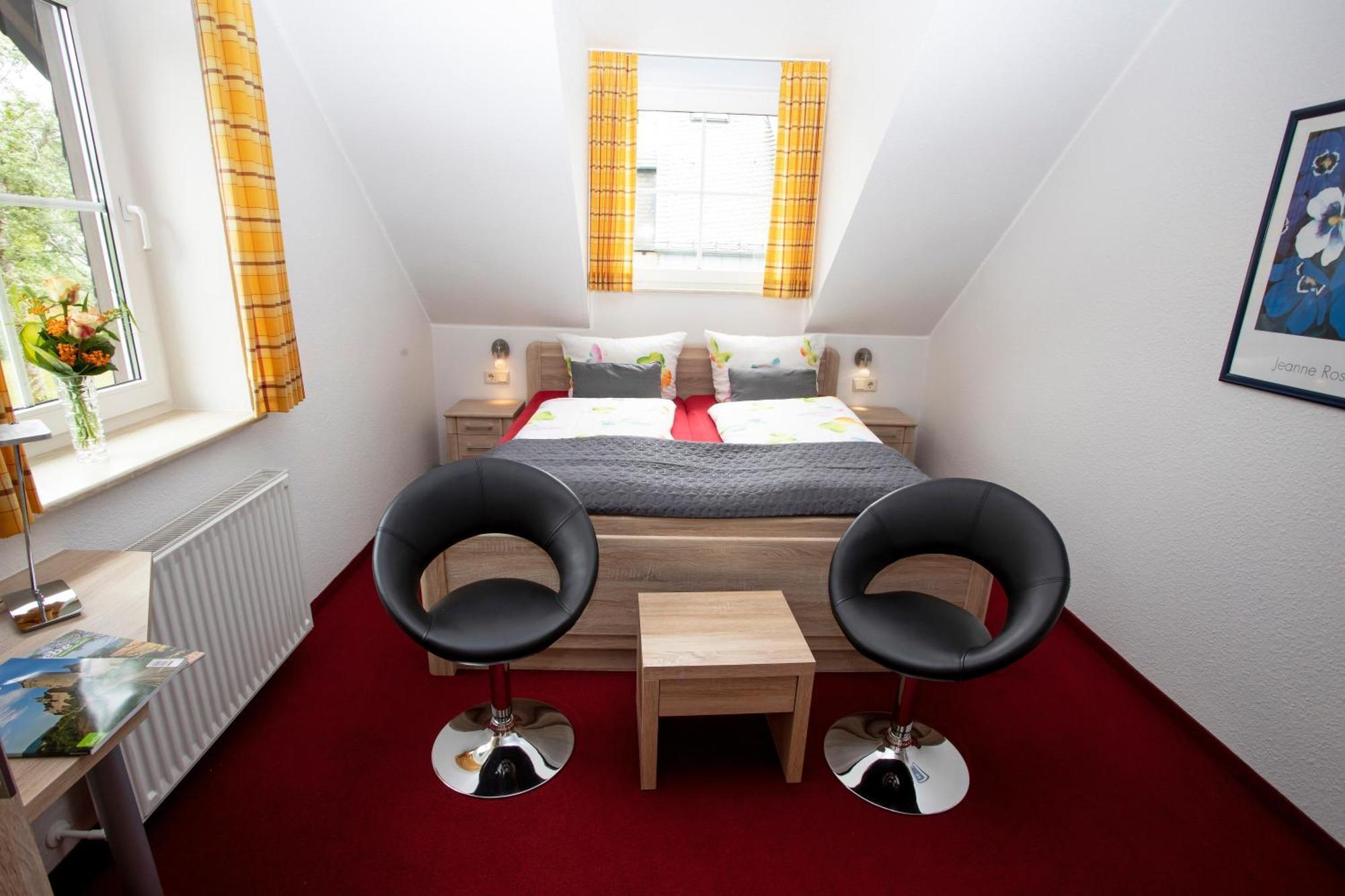 Hotel Zum Kreuzberg Winterberg Extérieur photo