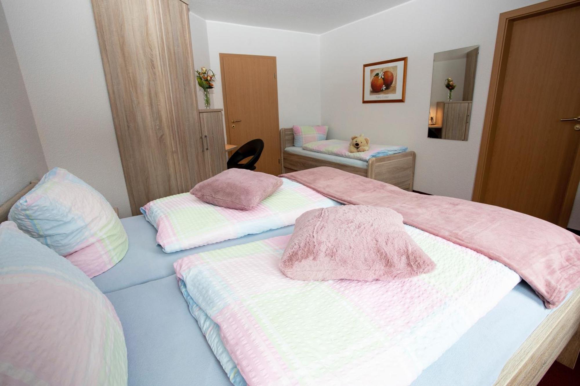 Hotel Zum Kreuzberg Winterberg Extérieur photo