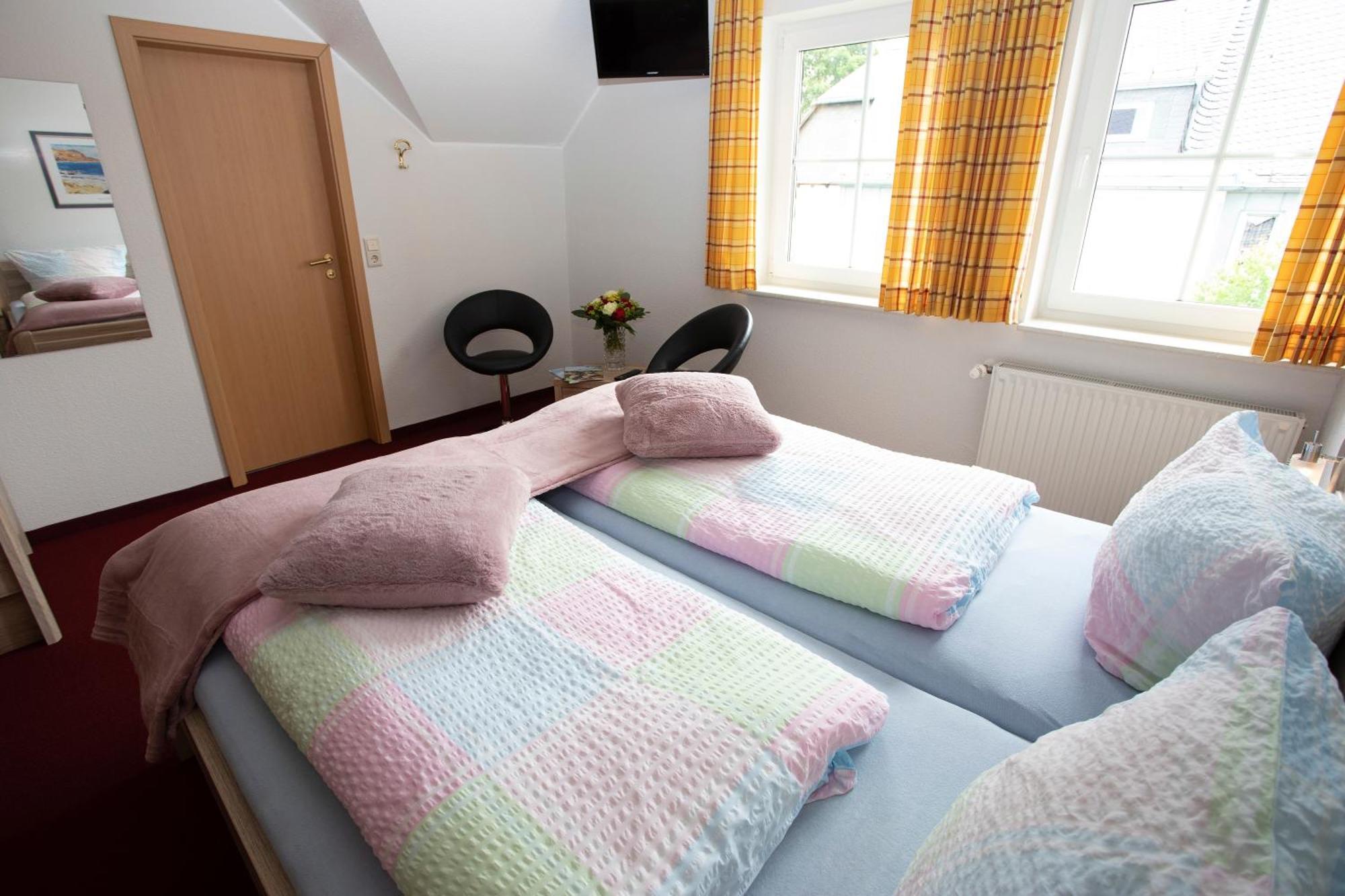 Hotel Zum Kreuzberg Winterberg Extérieur photo